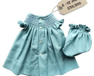 Vestido verde claro hecho a mano