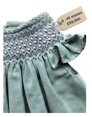 Vestido verde claro hecho a mano