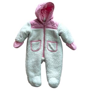 Enterizo snowsuit para bebé marca First Wish