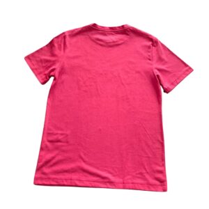 Camiseta en color rojo pálido marca Offcorss