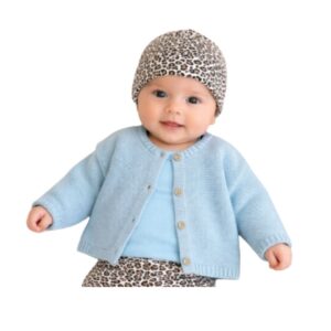 Saco para bebé tejido color claro y cierre frontal