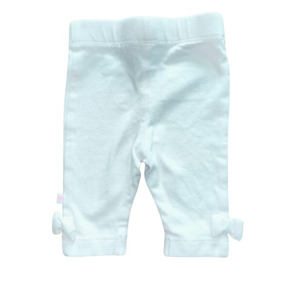 Combo de pijama con bordado de flores