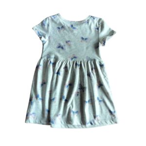 Vestido marca Carter’s talla 2 con estampado de mariposas
