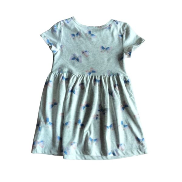 Vestido marca Carter’s talla 2 con estampado de mariposas